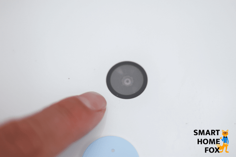 Die Kameranavigation des Yeedi Mop von oben in der Nahaufnahme